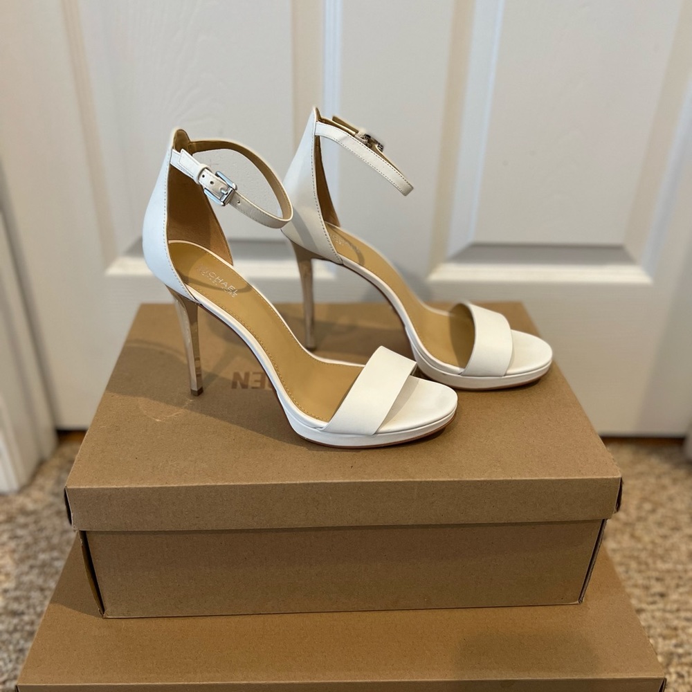 Authentic Michael Kors Sandals